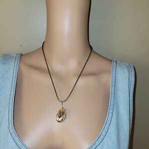 Tree of Life Pendant Necklace Oval‎ Glass Cabochon Nature Art Cord